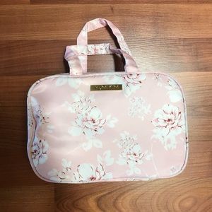 Brand new Yumi Kim makeup travel bag